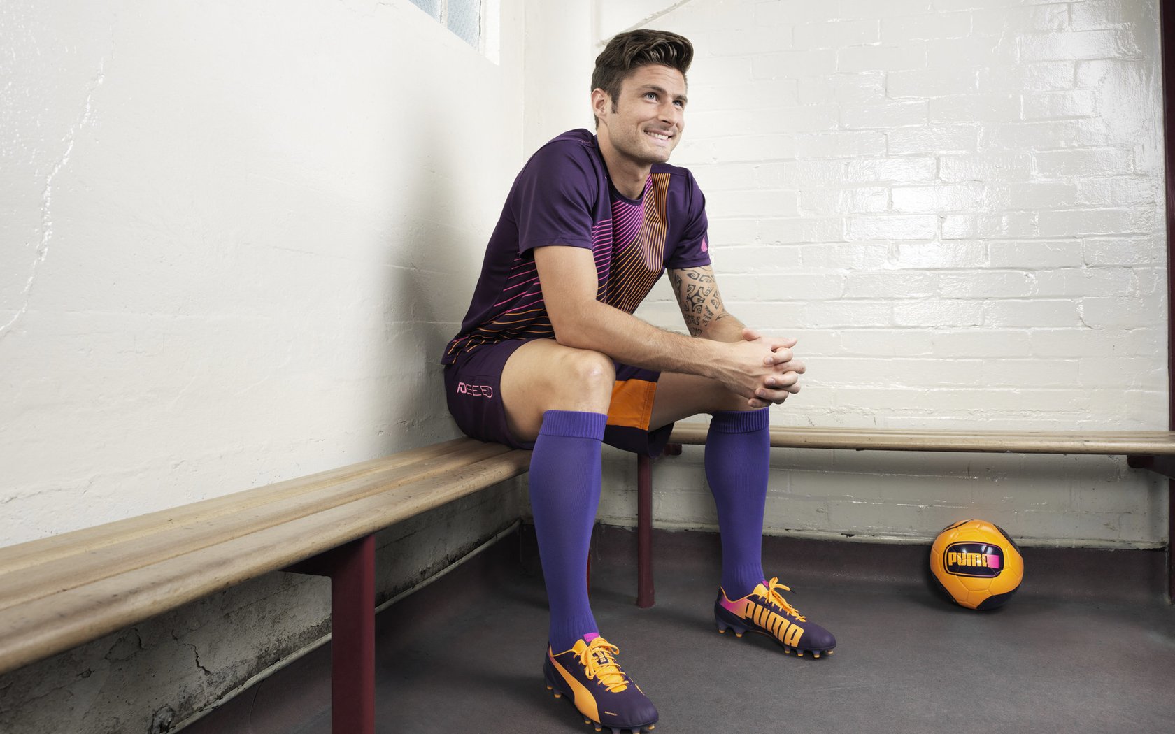 水球队体能训练加强，节奏控制更好，水球队几个人